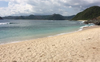 Maui beach surf lombok