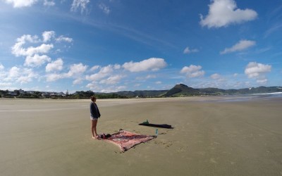 90 mile beach yoga session nz